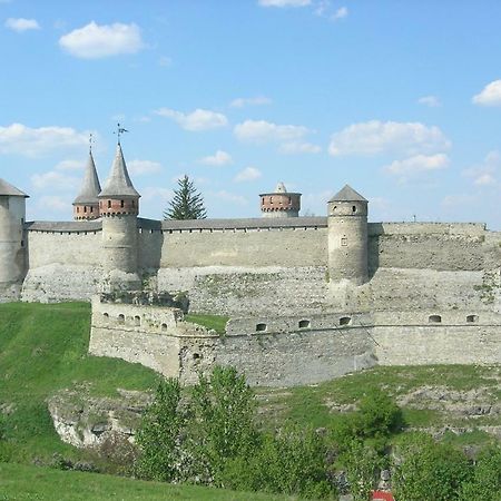 Апартаменты Вероника Kamianets-Podilsky Extérieur photo