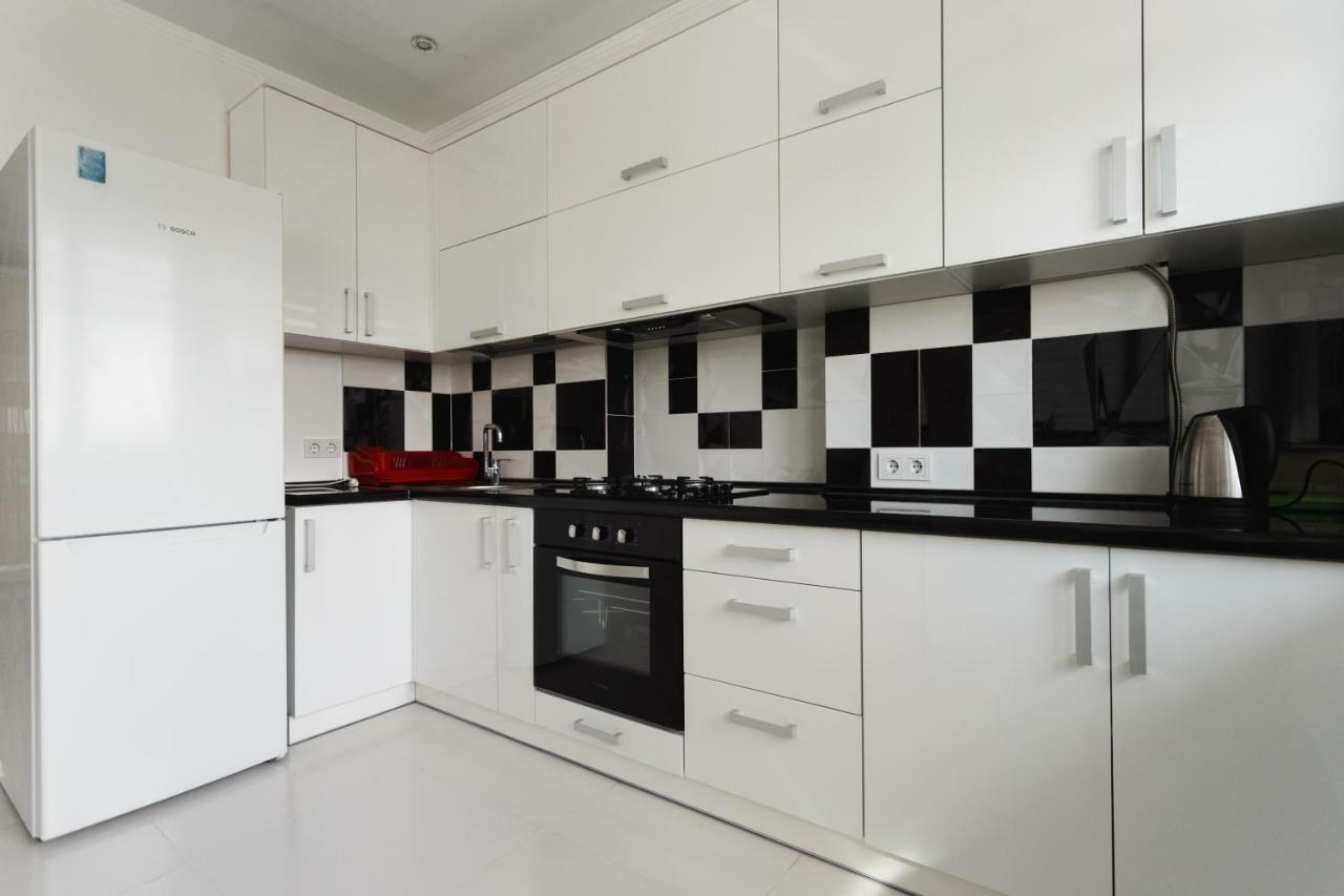 Апартаменты Вероника Kamianets-Podilsky Extérieur photo